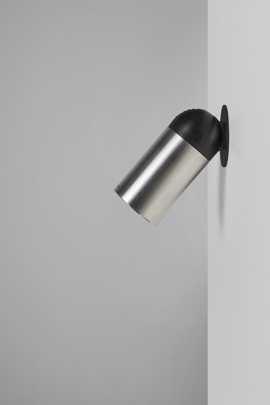 an image that is the perfect synthesis of technology and design.