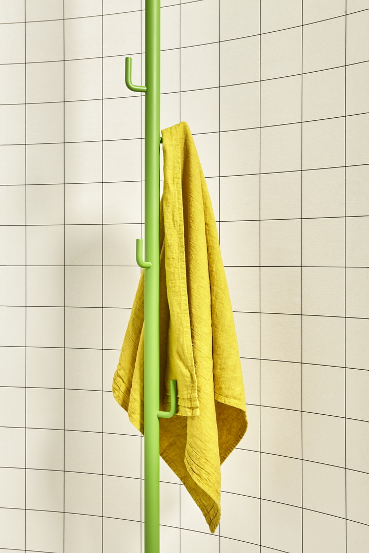 A clothes hanger with an unprecedented image, a flexible object 