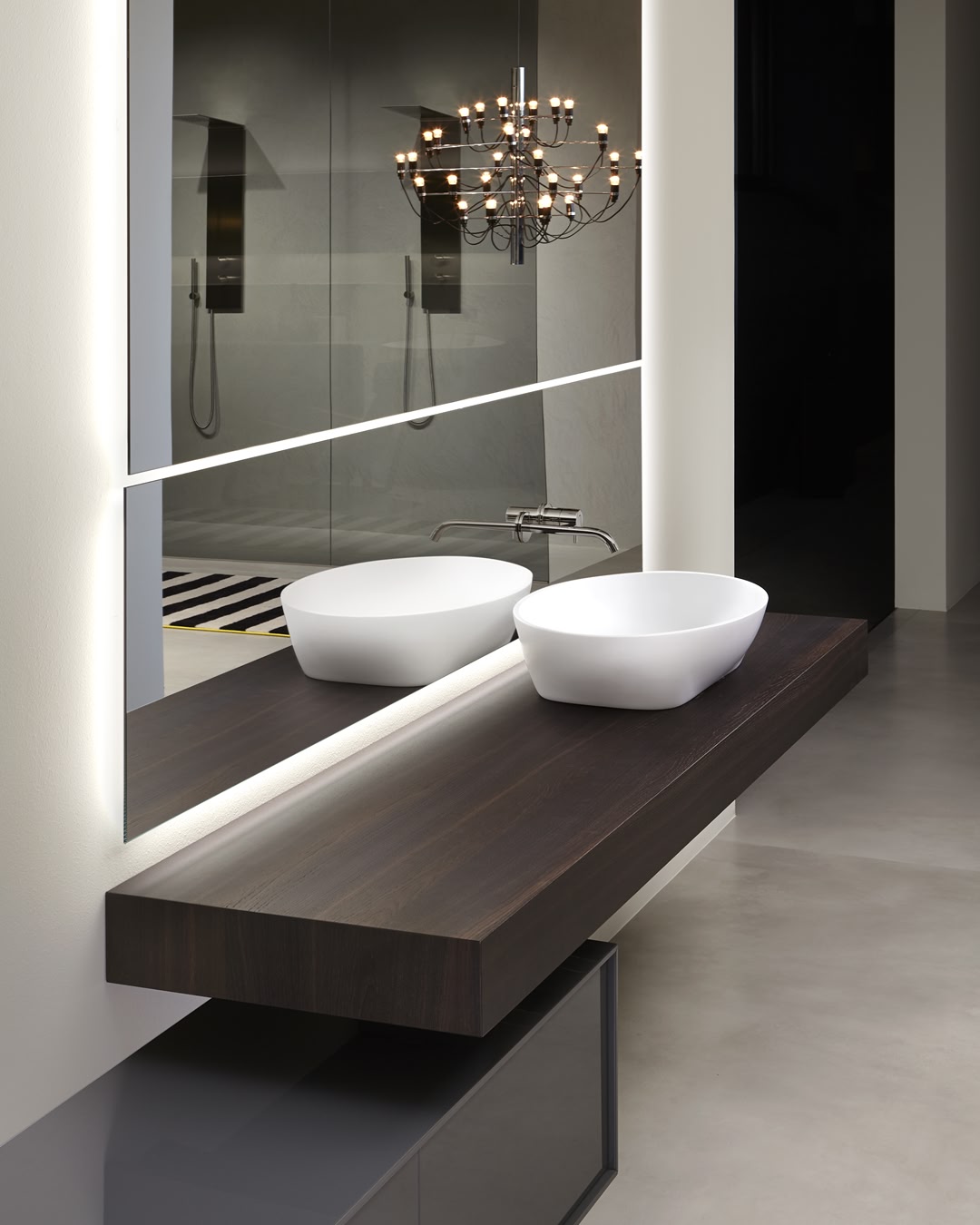 The material that becomes decoration