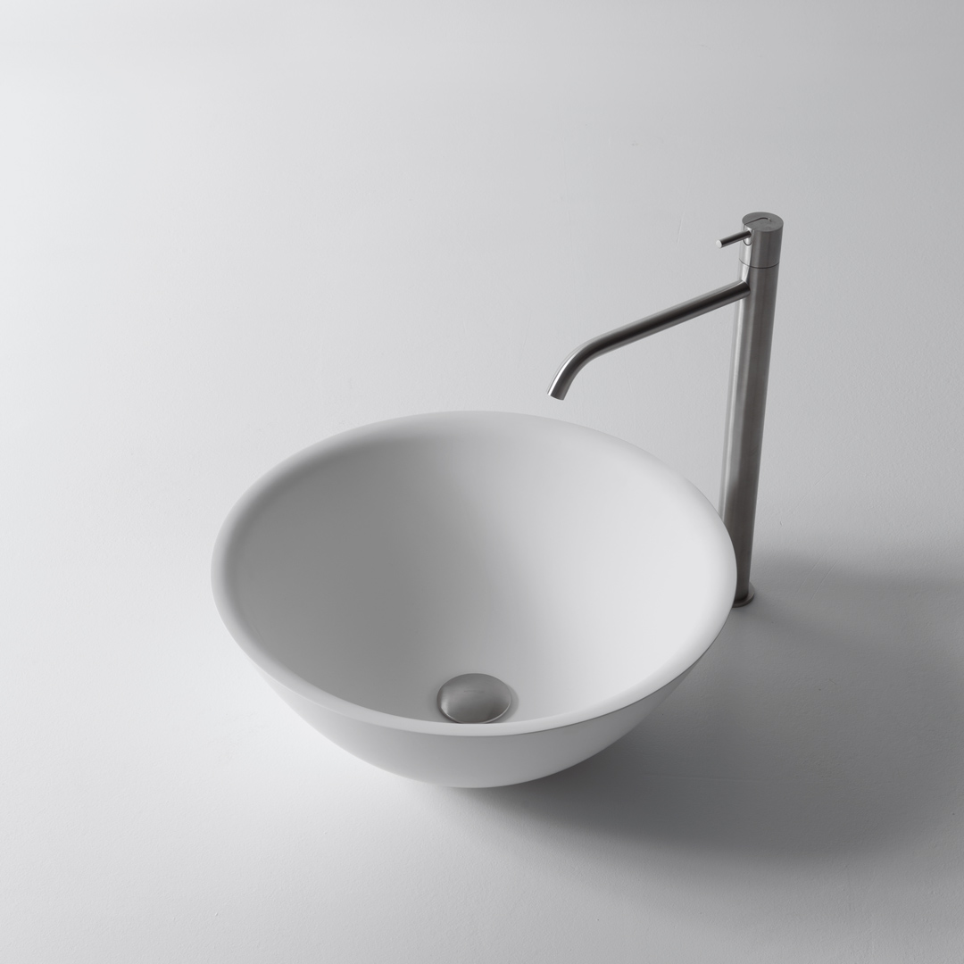 an image smooth and sophisticated