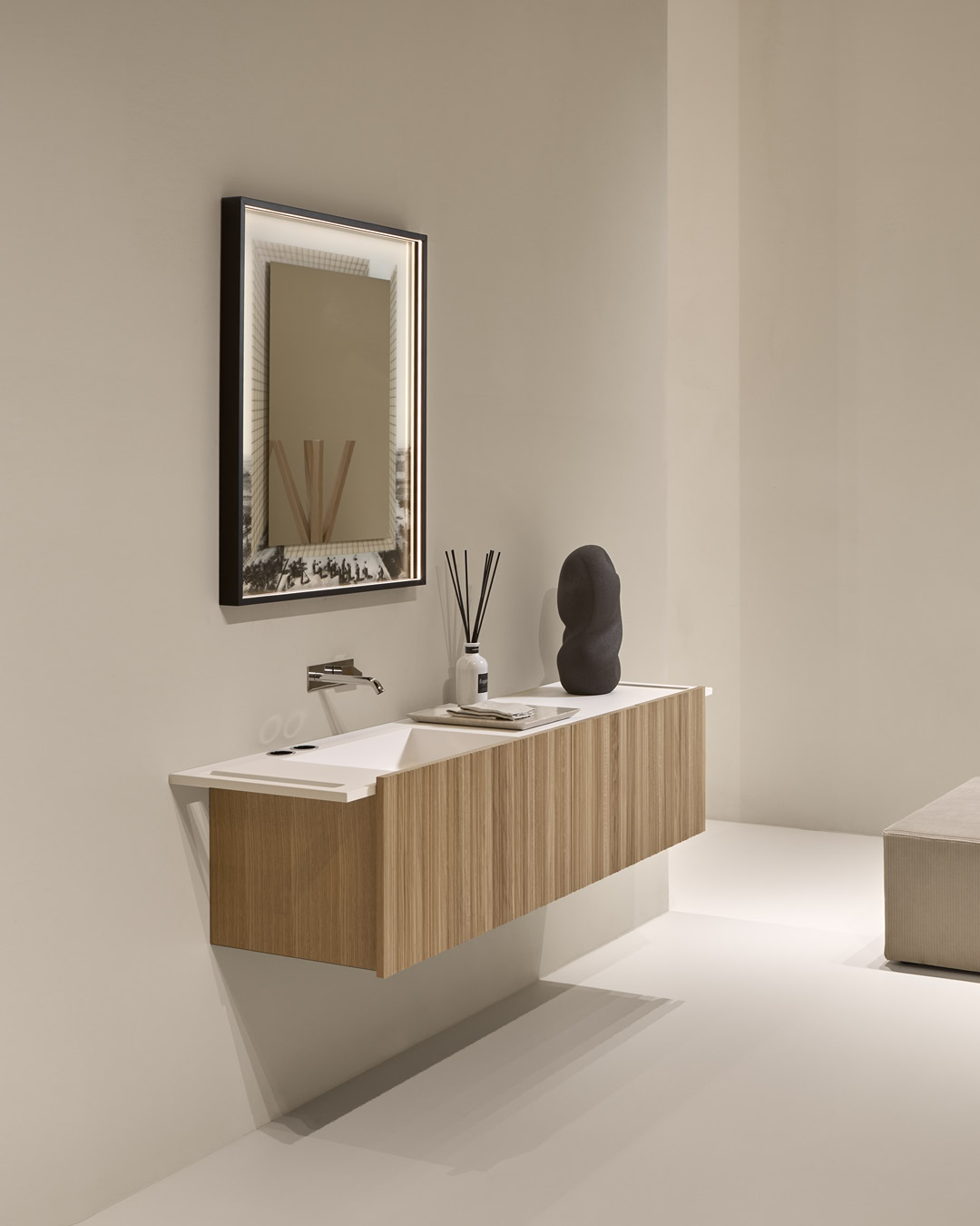 precise layering of volumes